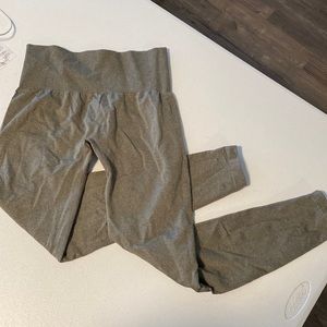 Dark grey/green NVGTN leggings size M